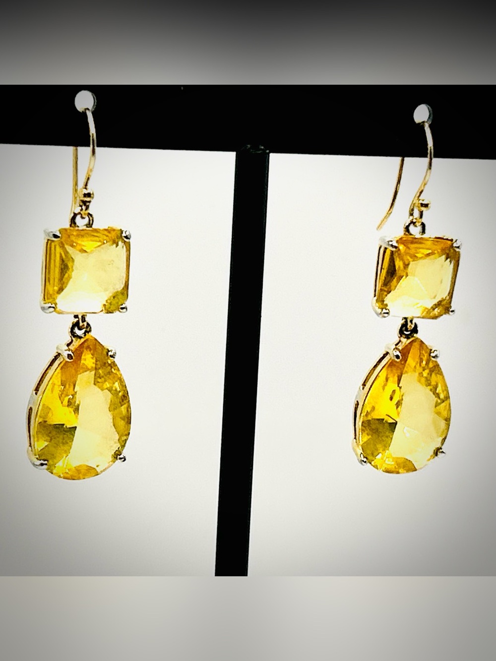 Honey Yellow Emerald & Pear Cut Citrine Gold Tone Dangle Earrings Quiet Luxury